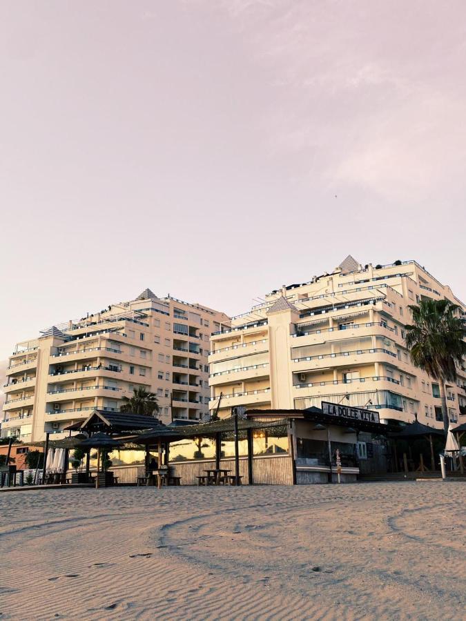 Lujo En Banana Beach Primera Linea De Playa Marbella Ngoại thất bức ảnh
